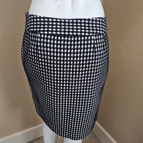 ANN TAYLOR Wool Blend Black/White Mini Skirt~Size 2 - Picture 7 of 11